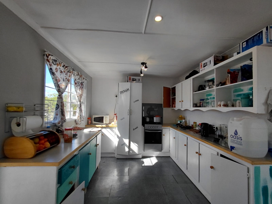 5 Bedroom Property for Sale in C Place Eastern Cape